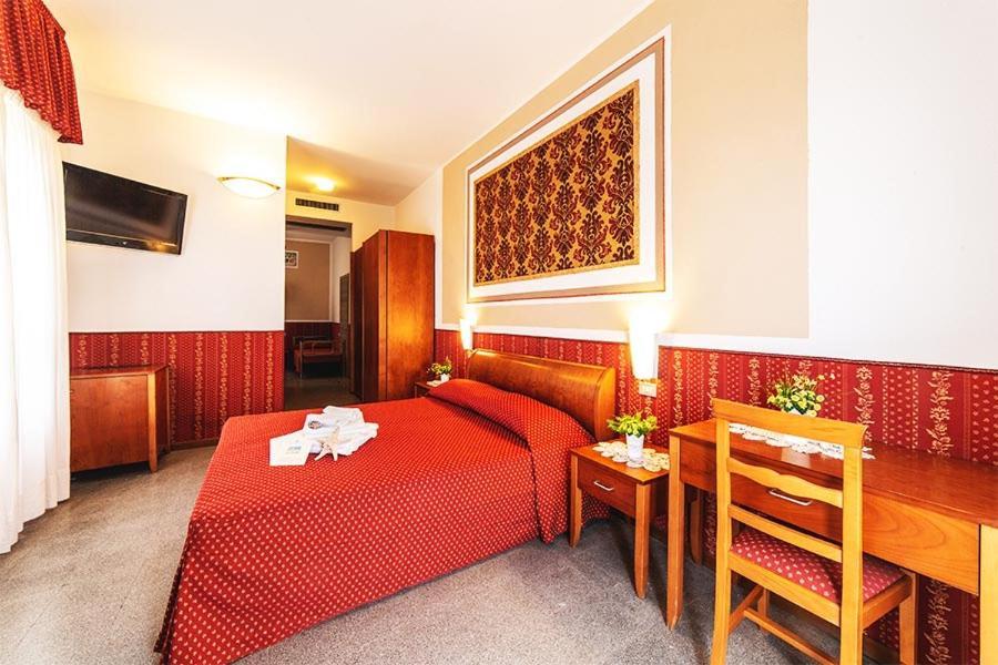Hotel Napoleon Cattolica Eksteriør bilde